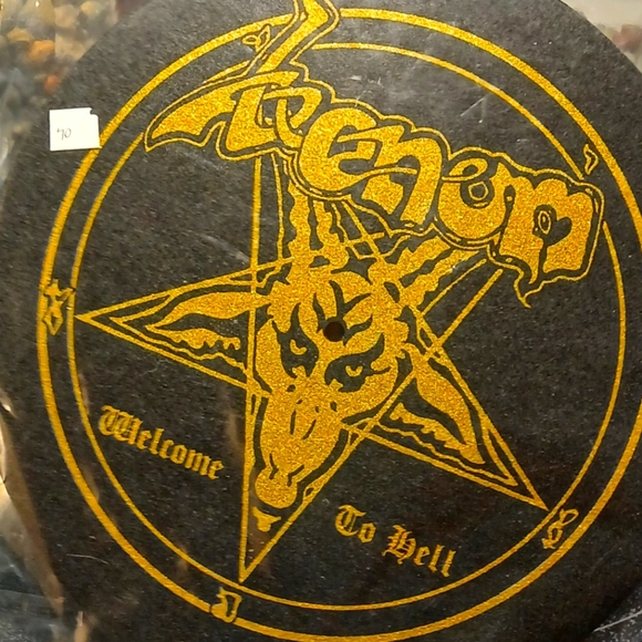 Venom Vinyl slip mats - Picture 1 of 3